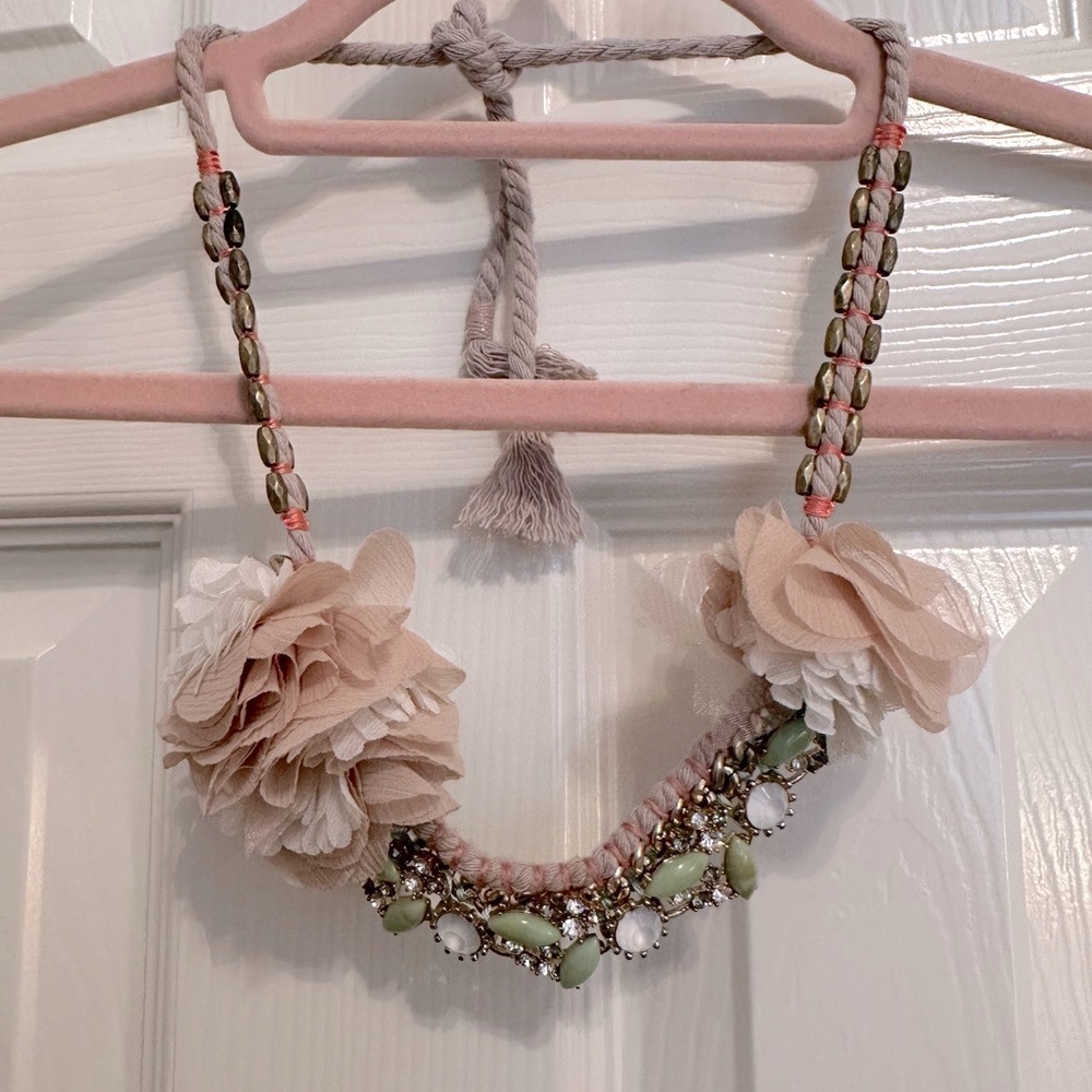 Anthropologie Cream and Green Floral Necklace